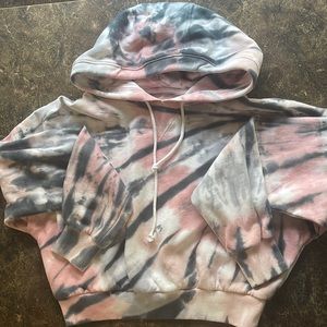 Tie dye crop hoodie